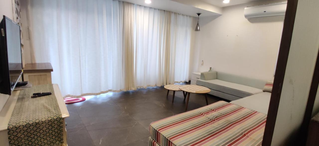 Apartmán Aarju Luxurious Wave Calangute Exteriér fotografie
