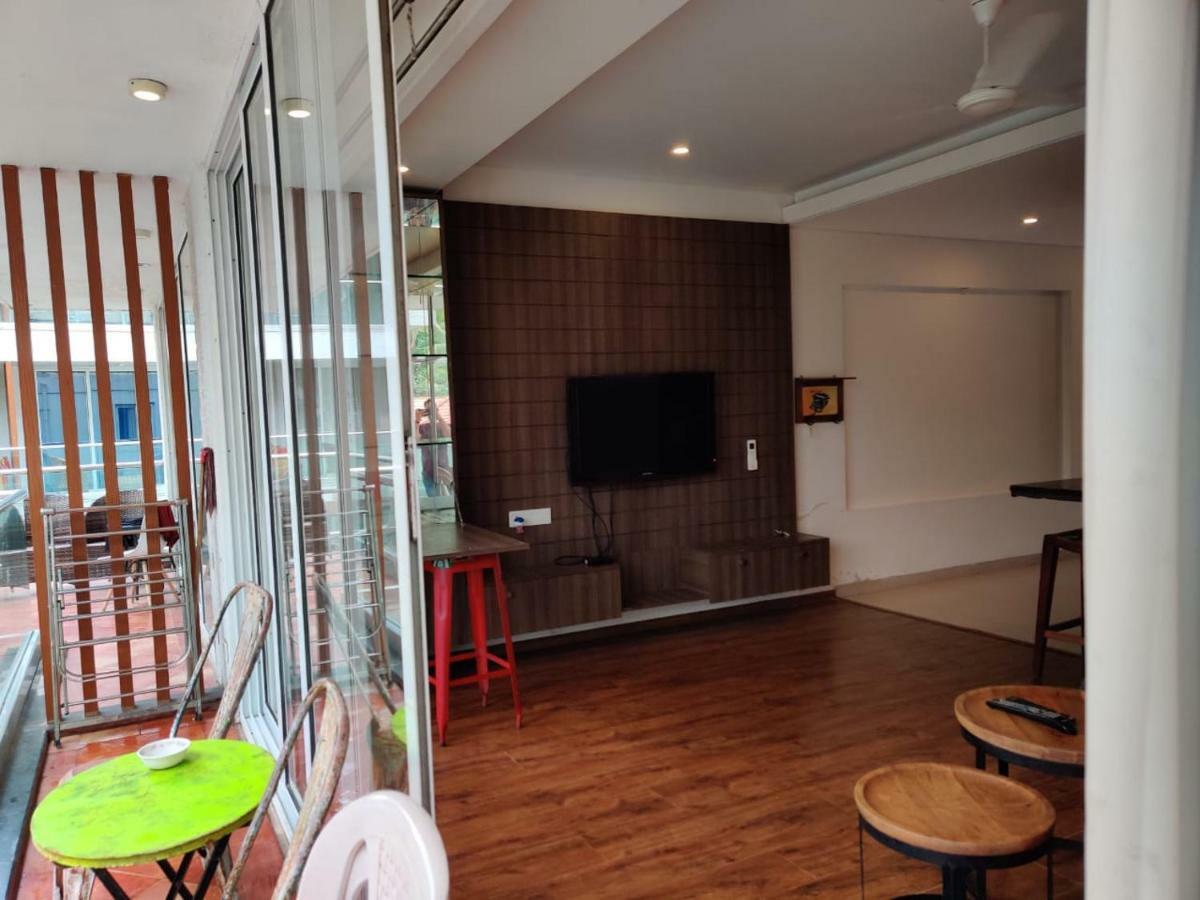 Apartmán Aarju Luxurious Wave Calangute Exteriér fotografie